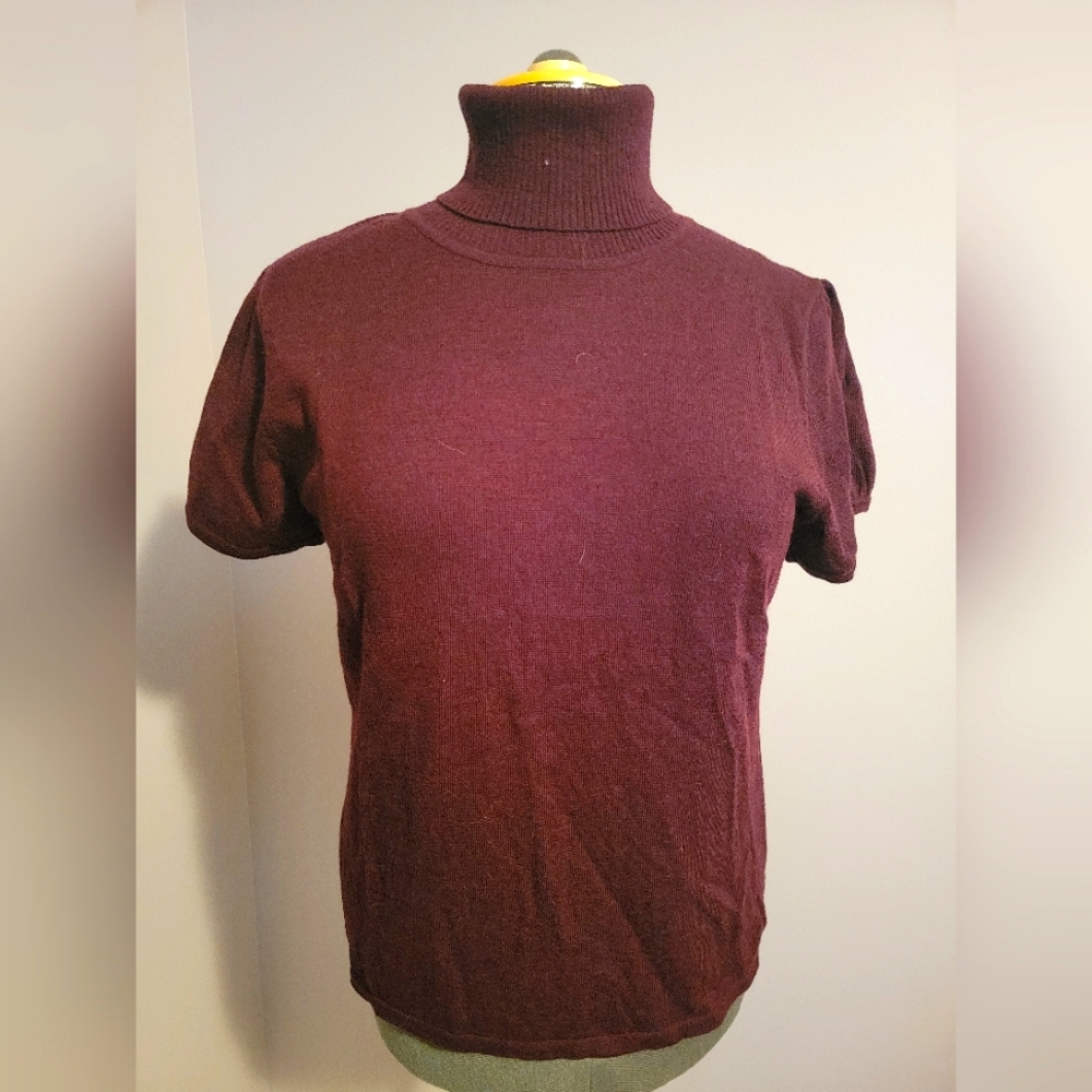 Susan Bristol Short Sleeve Turtleneck